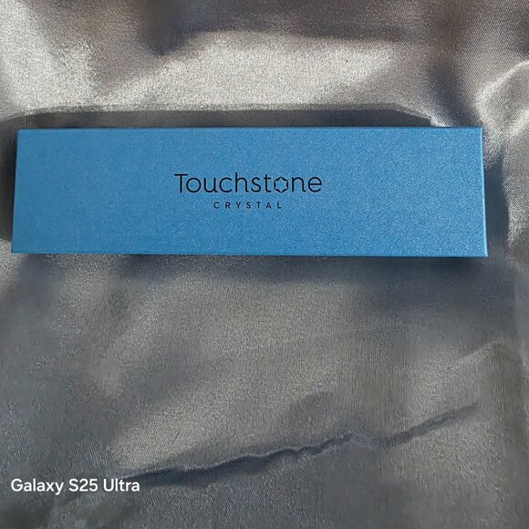 Be There Be Square Pendant with adjustable length chain - Picture 5 of 6